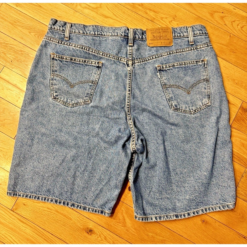 Levi's Men's 550 Relaxed Fit Denim Shorts Classic Baggy Fit‎ Medium Wash Size 42